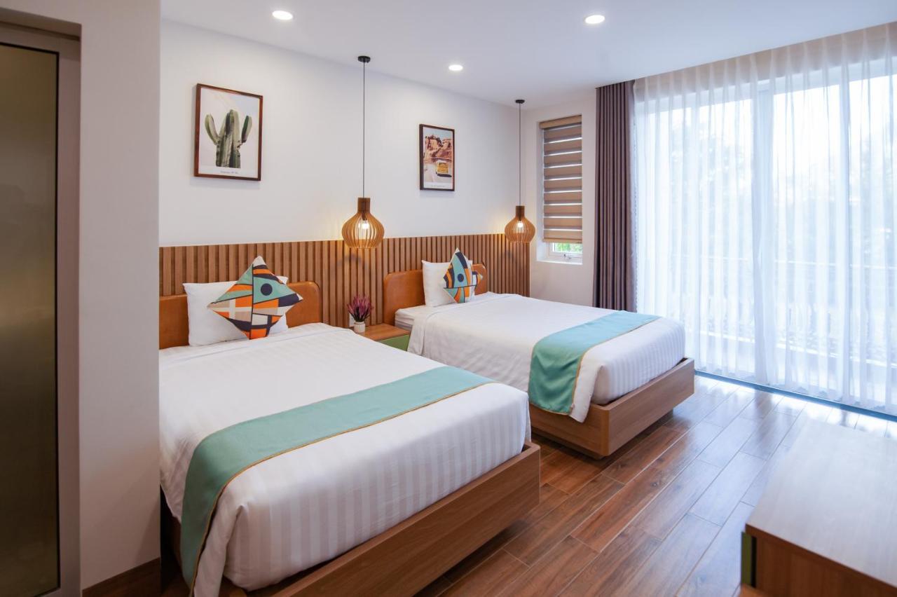 The View Hotel Cam Lam Buitenkant foto