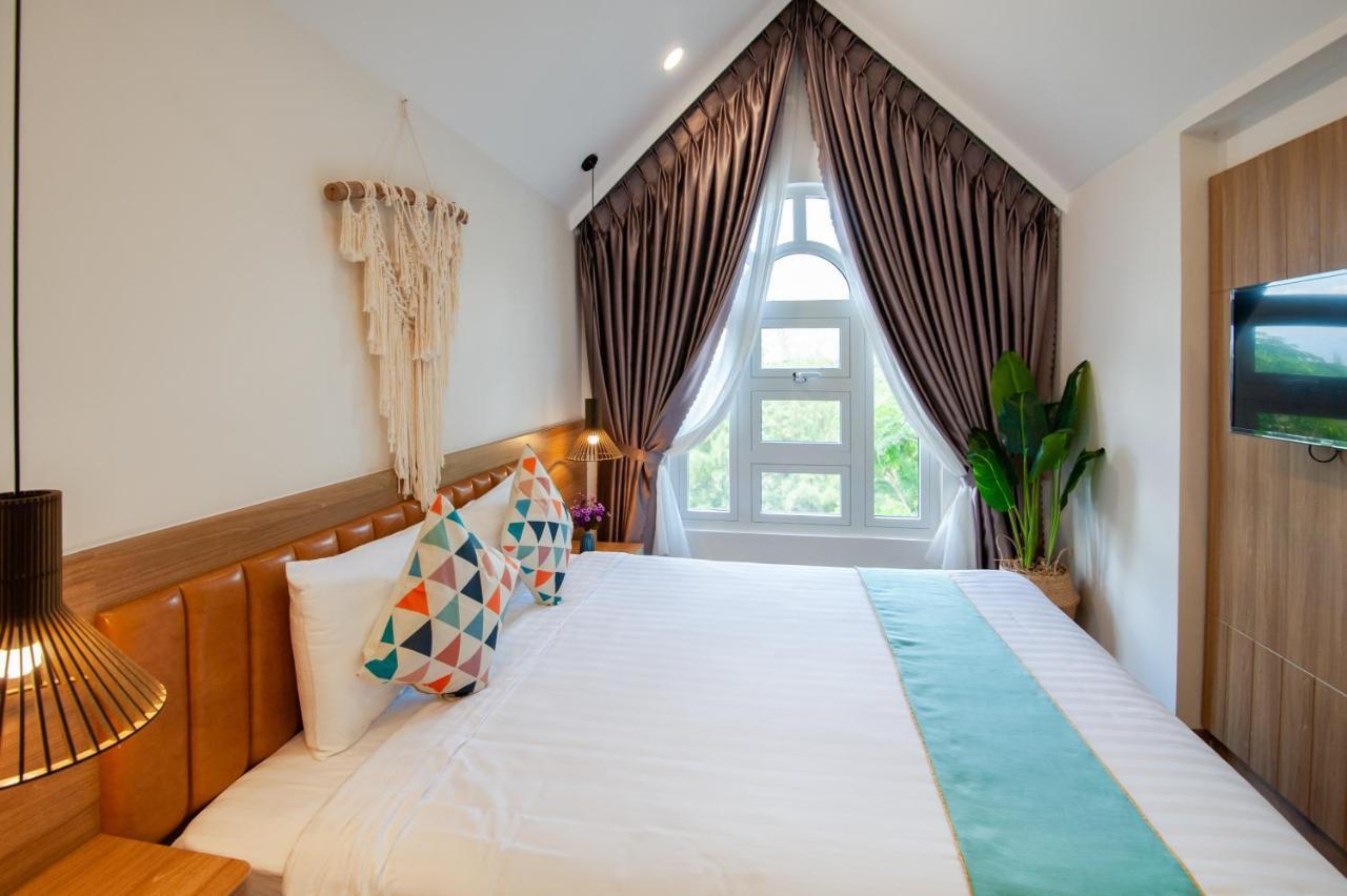 The View Hotel Cam Lam Buitenkant foto